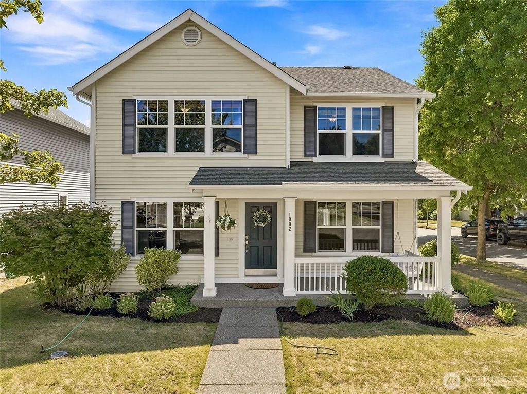 1902 Shipman Avenue, Dupont