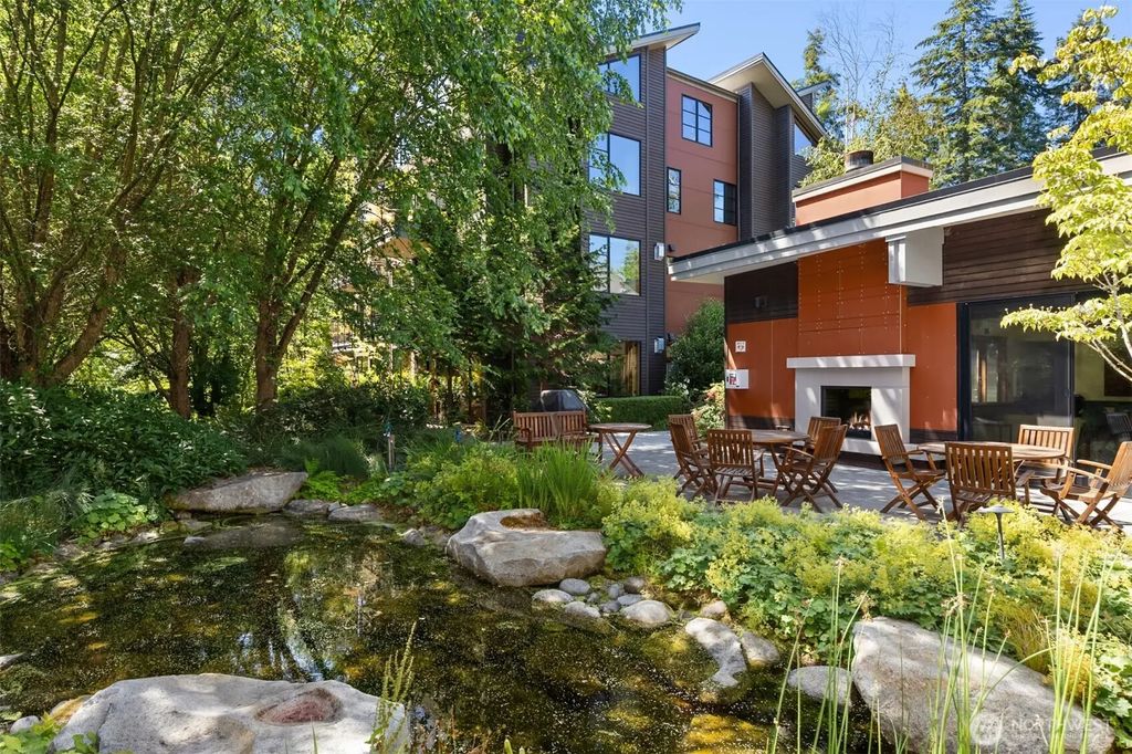 998 Ne Vineyard Lane J101, Bainbridge Island