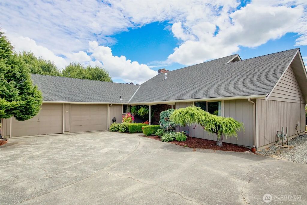 16958 Obstruction Drive, Burlington