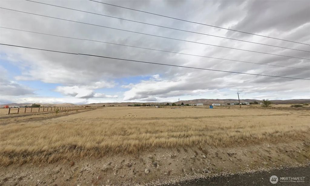 1100 Arthur Boulevard, Yakima