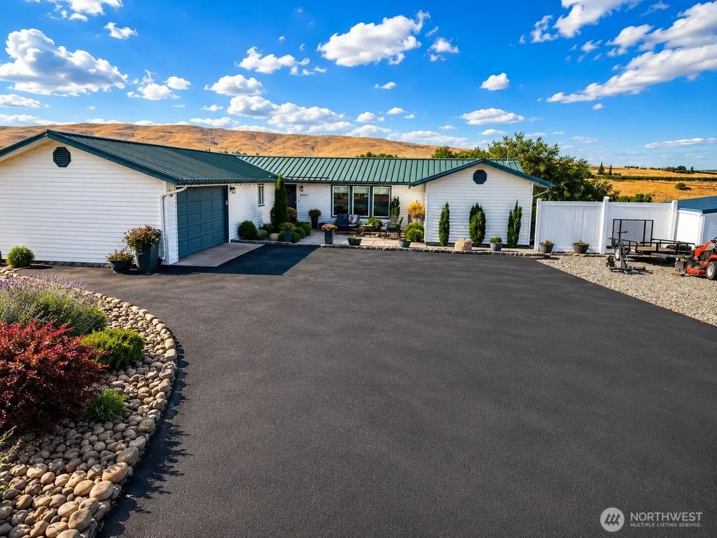 14511 Mcauley Road, Yakima