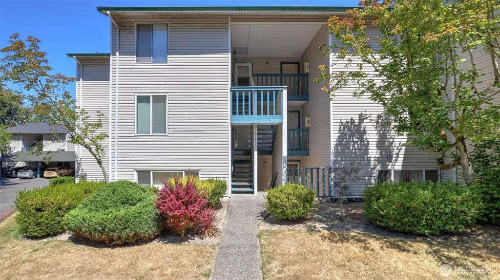 17431 Ambaum Boulevard S D2, Burien