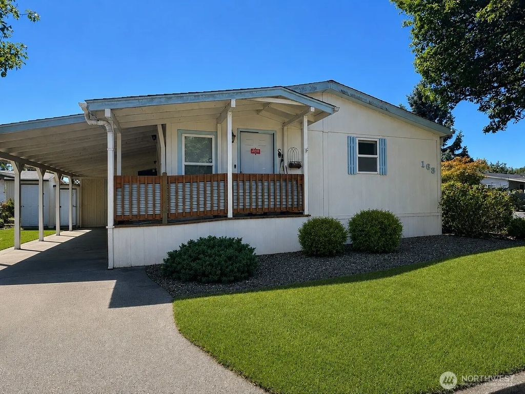 163 Blue Heron Drive, Longview