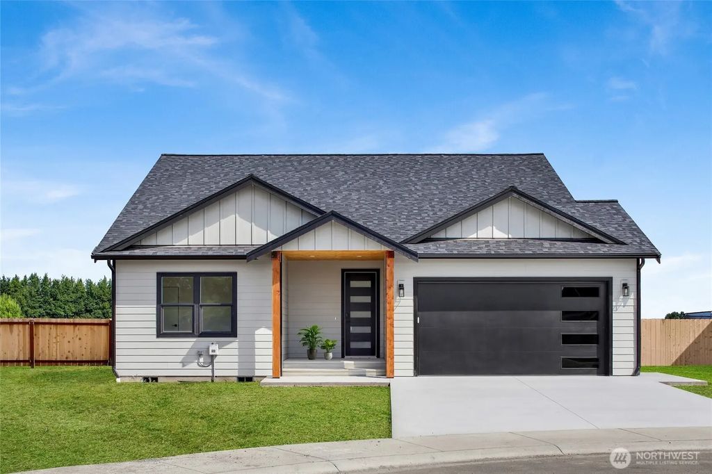 416 W 4th Street, Everson