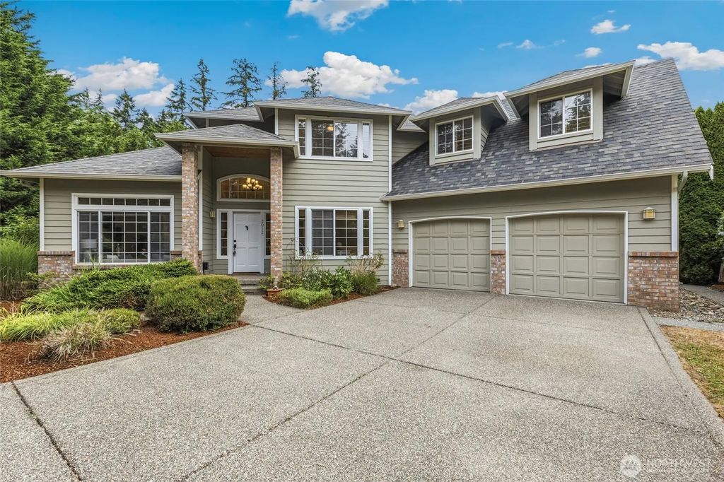 2012 Ne Amhurst Court, Poulsbo