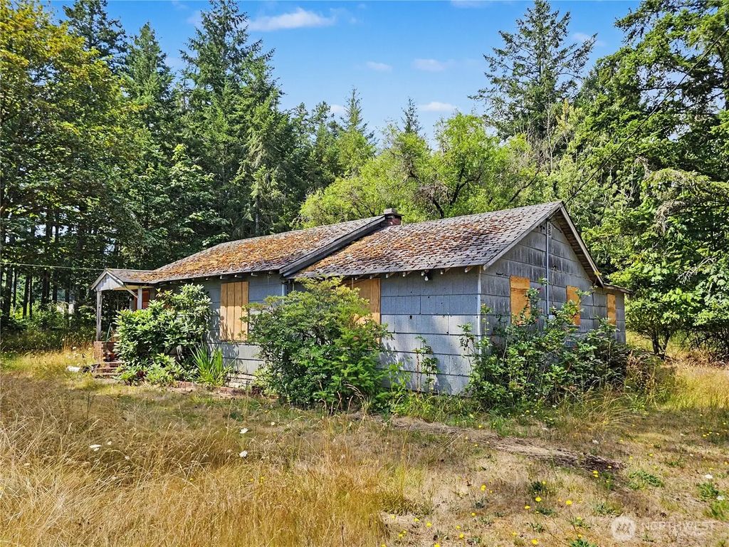 310 Washington Street, Quilcene