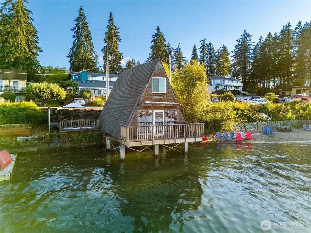320 73rd Avenue Ne, Olympia