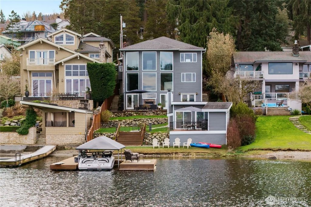 17714 Se 40th Place, Bellevue