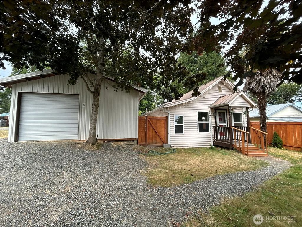 1270 Retsil Road E, Port Orchard