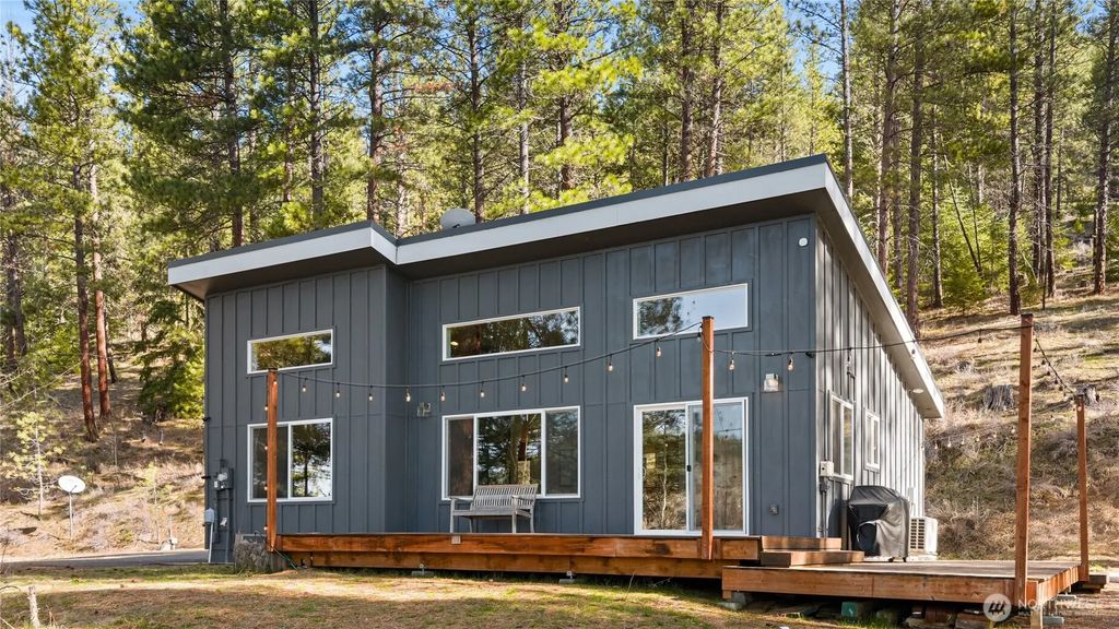 5910 Teanaway Road, Cle Elum