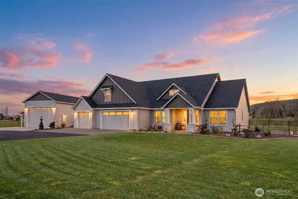 136 Klazina Court, Woodland
