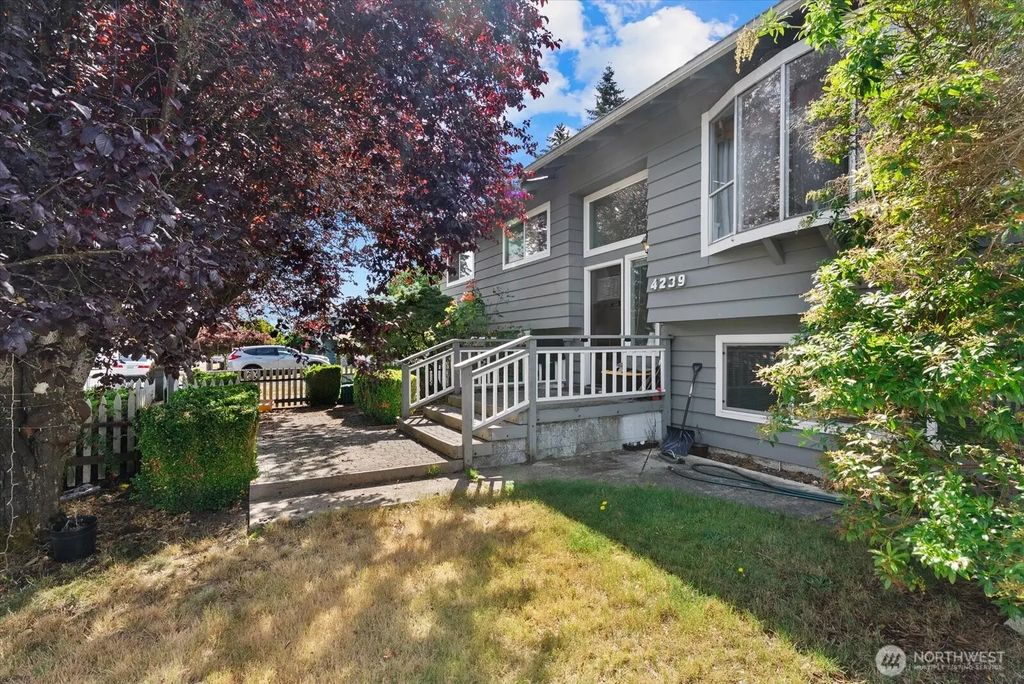 4239 S 290th Street, Auburn