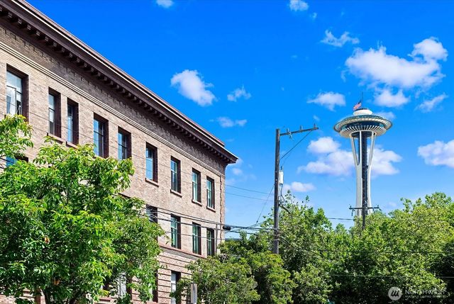 22 John Street C, Seattle