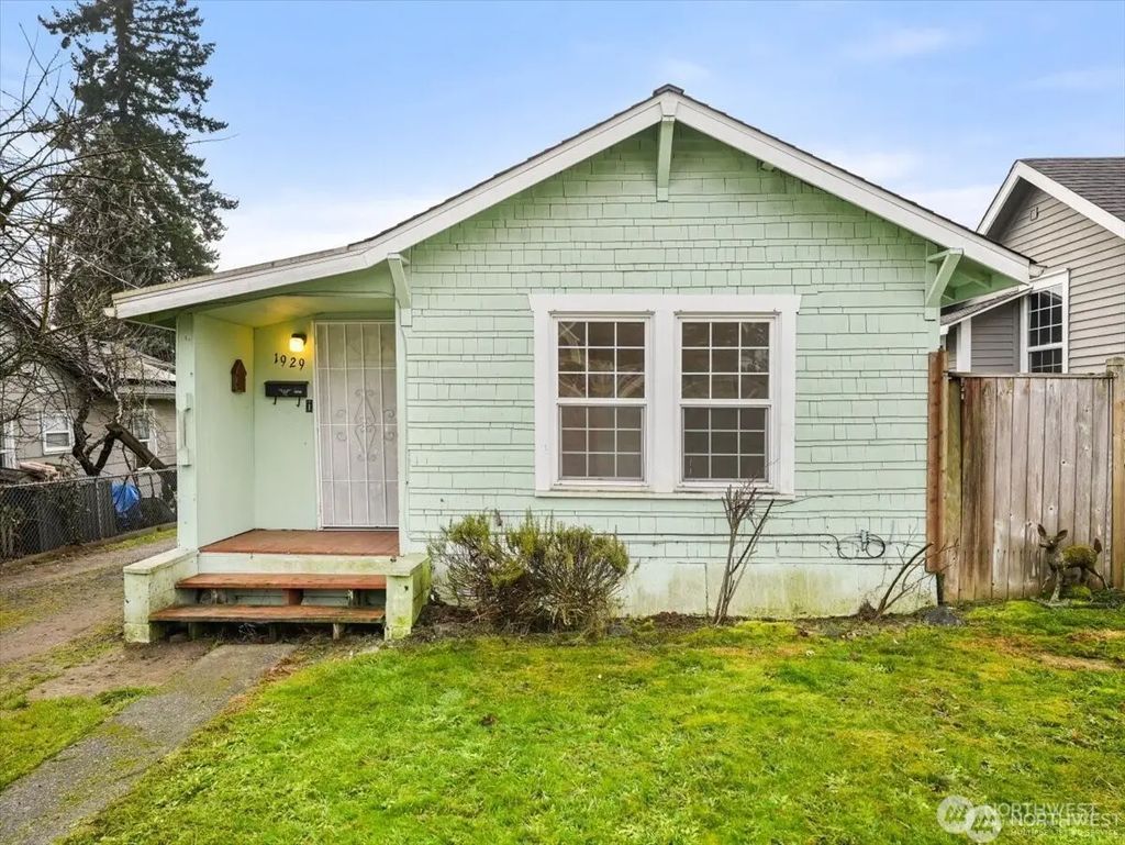 1929 11th Street, Bremerton