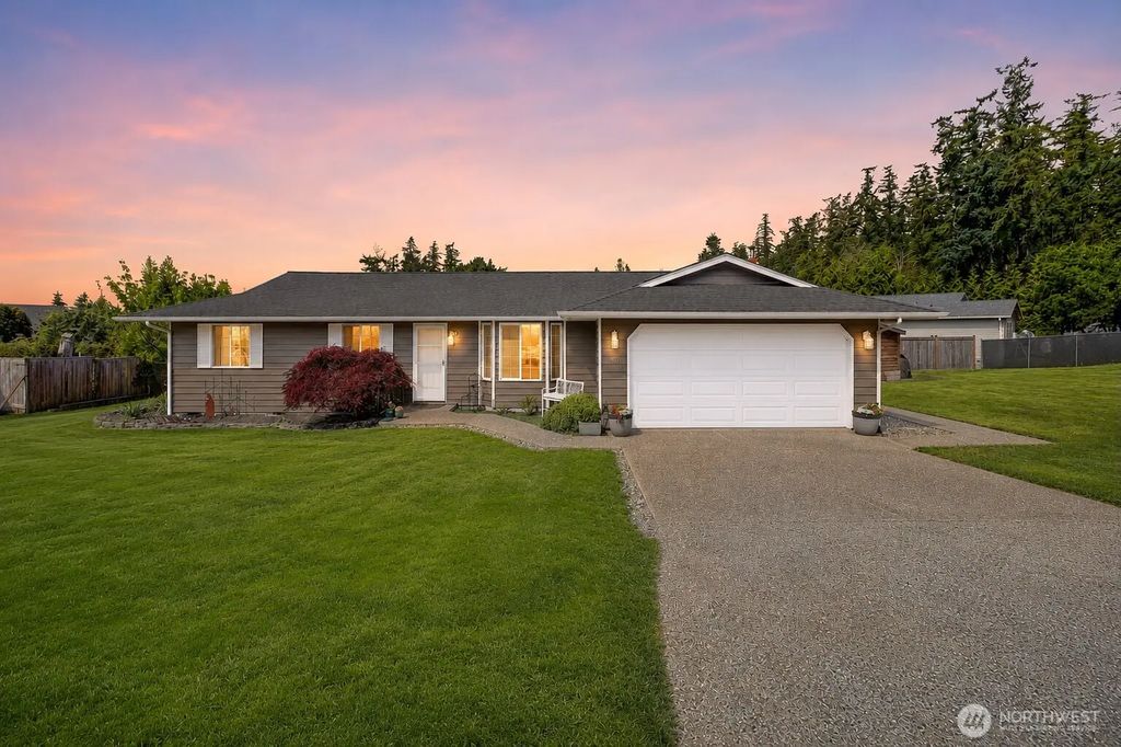 740 Commodore Lane, Camano Island