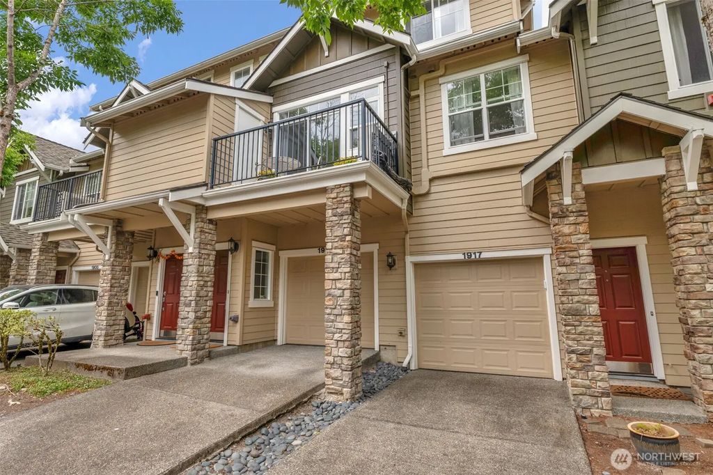 1913 16th Lane E, Issaquah