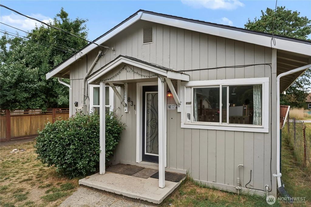 831 E 47th Street 2, Tacoma