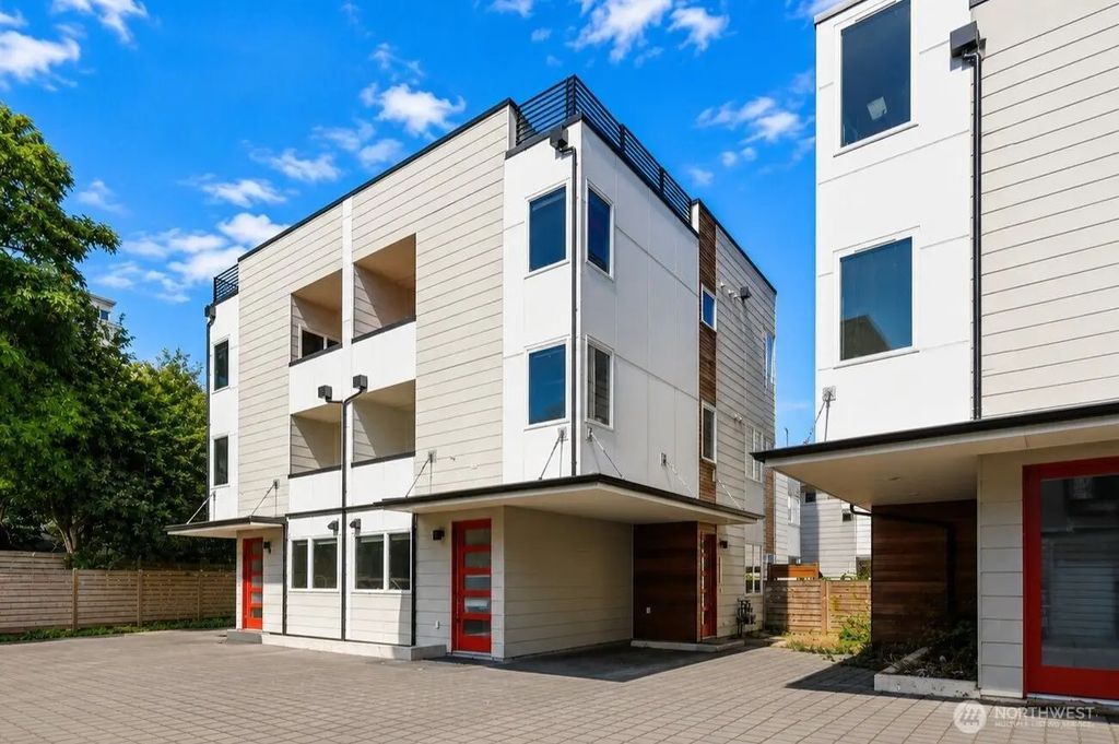1530 13th Avenue S D, Seattle