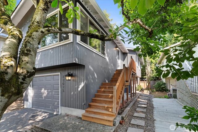 12026 40th Avenue Ne, Seattle
