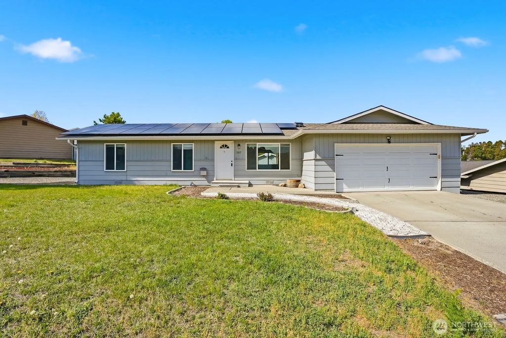 207 Palmer Drive, Selah