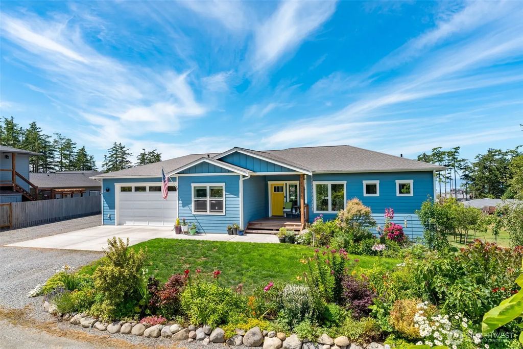 1325 Great Horned Owl Lane, Oak Harbor