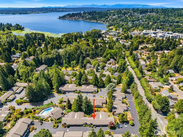 11515 105th Place Ne N-53, Kirkland