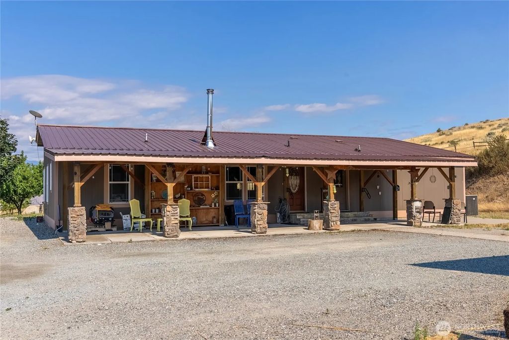 47 Barn Dance Drive, Pateros