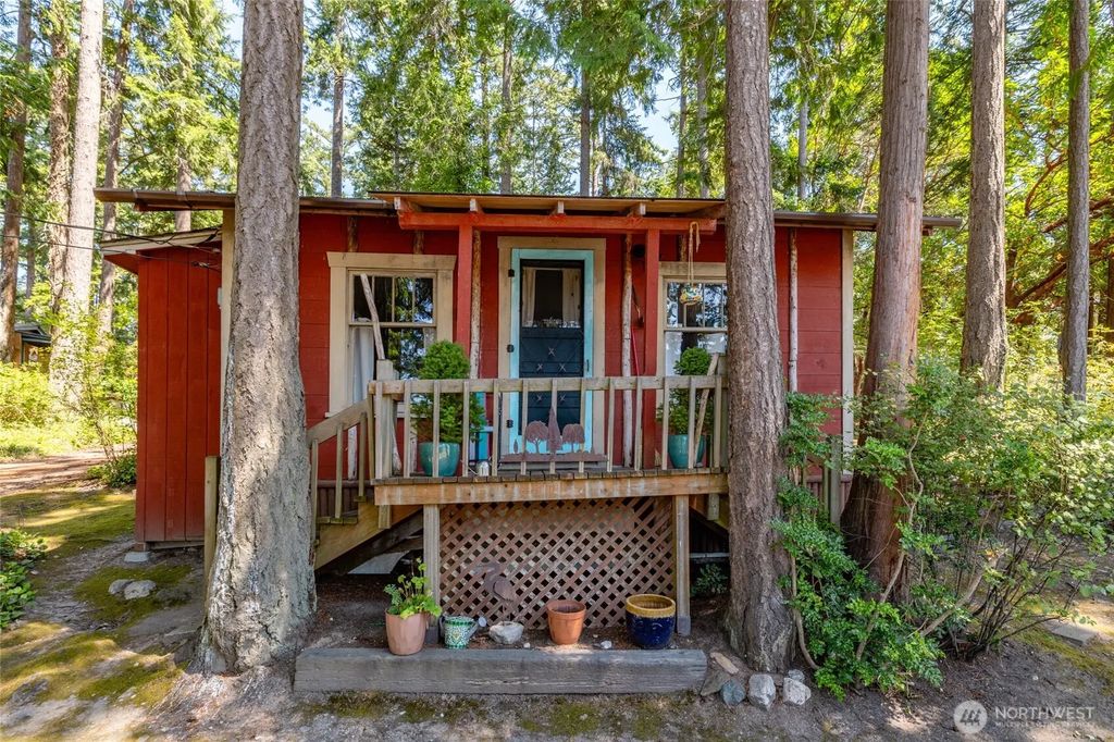16763 Chilberg Avenue, La Conner