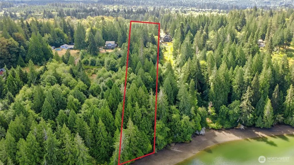 51 E Oakland Bay Drive, Shelton