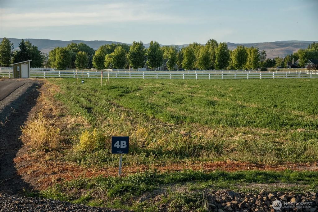 4 B Look Road, Ellensburg
