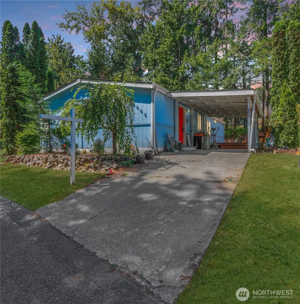 9065 Steele Creek Loop Ne, Bremerton