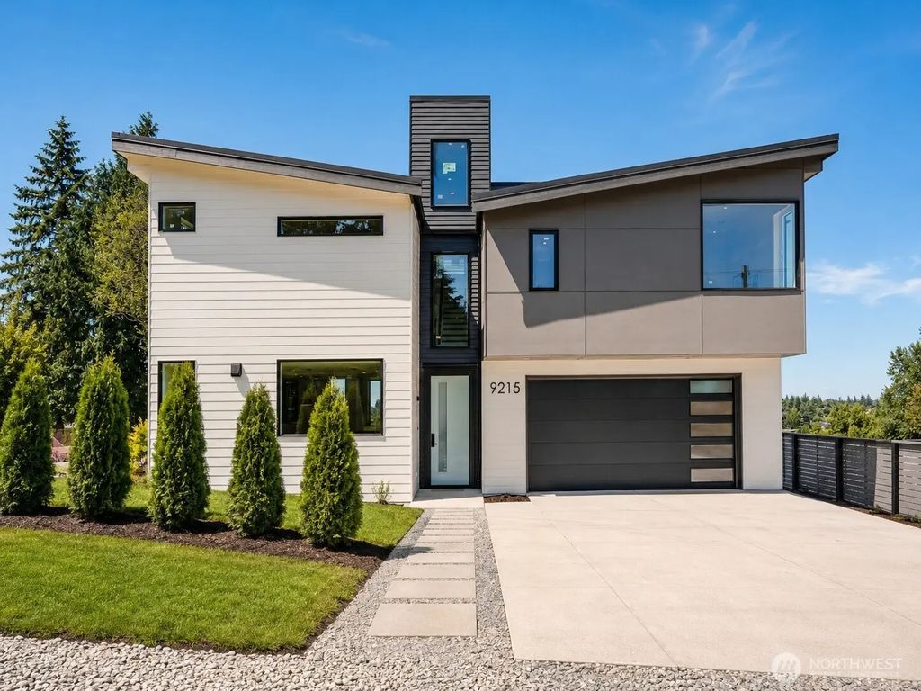 9215 22nd Avenue Sw, Seattle
