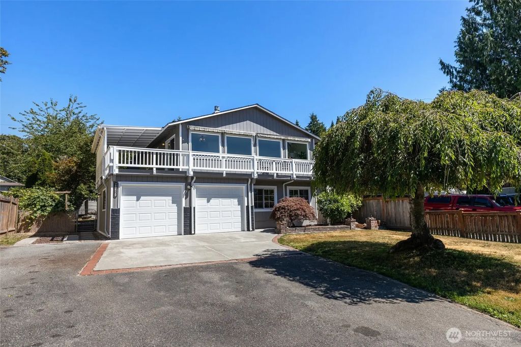28430 14th Avenue S, Federal Way