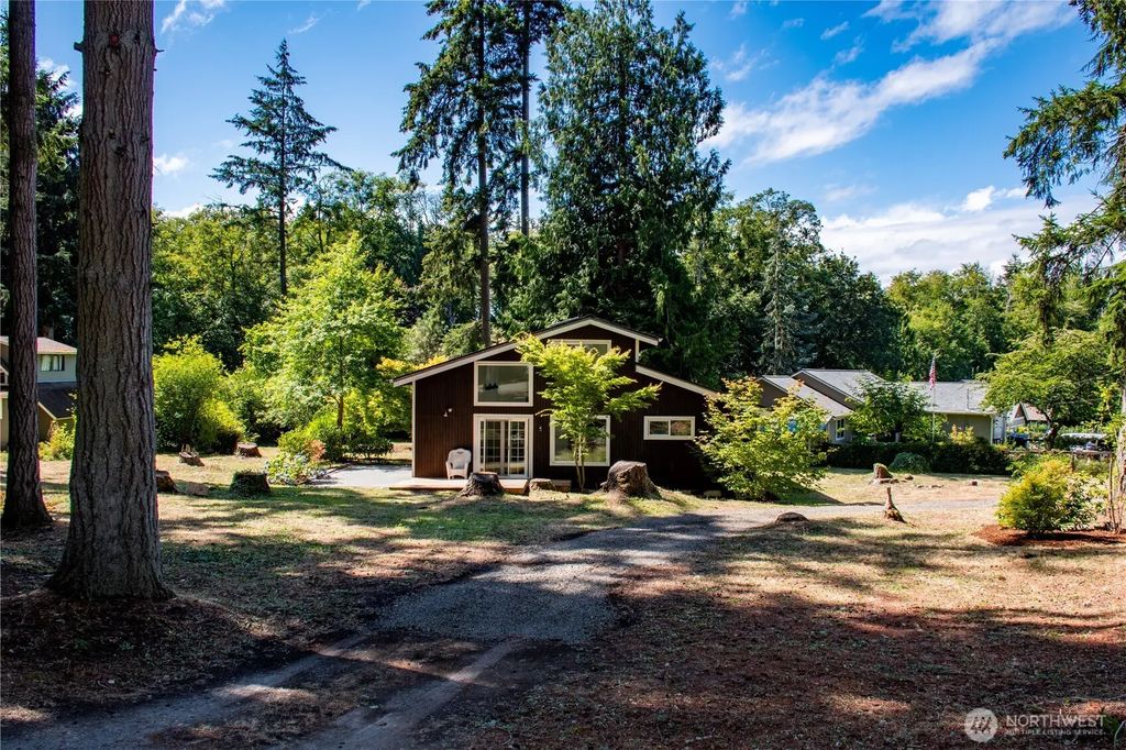 36875 Tamarack Drive Ne, Hansville
