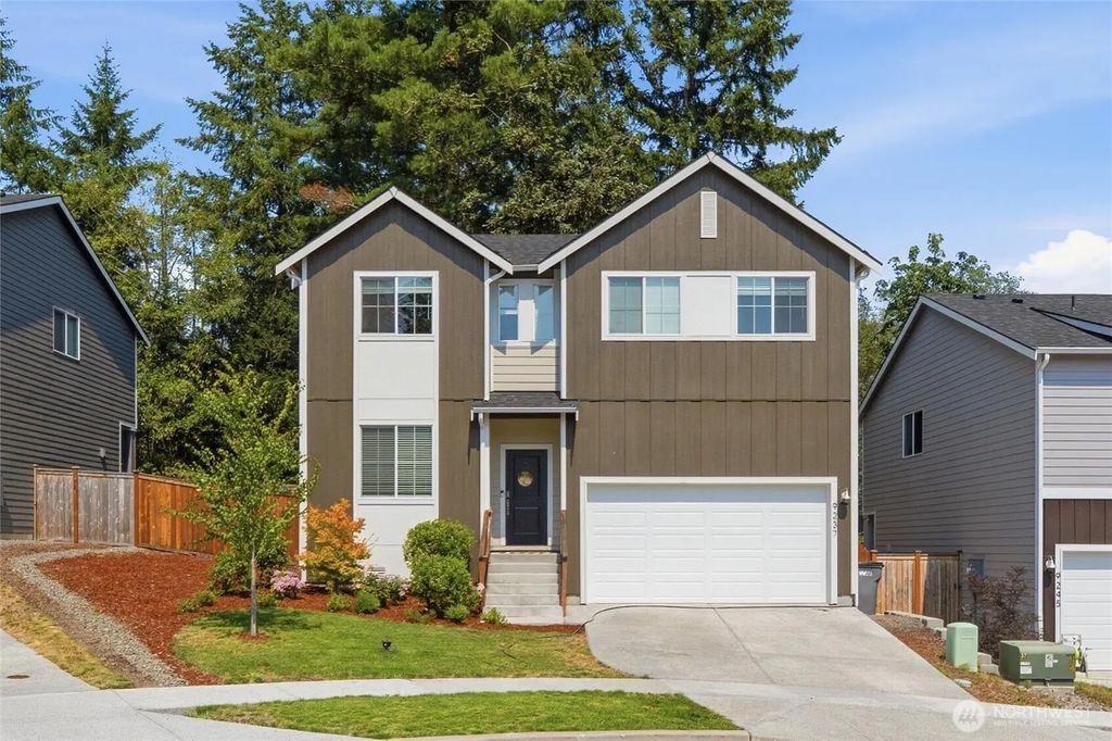 9237 Mint Loop Nw, Bremerton