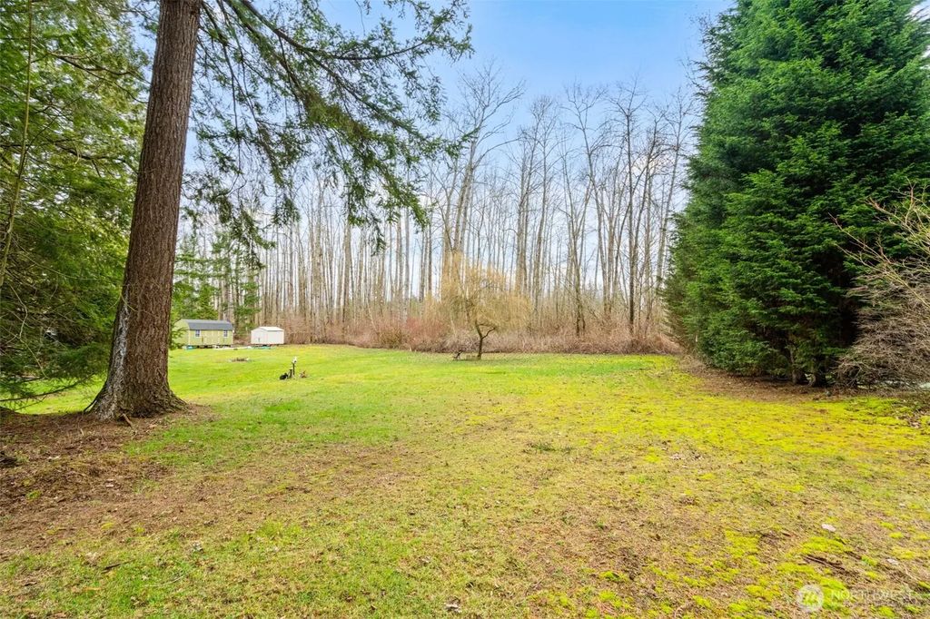 7876 Crocket Road, Blaine