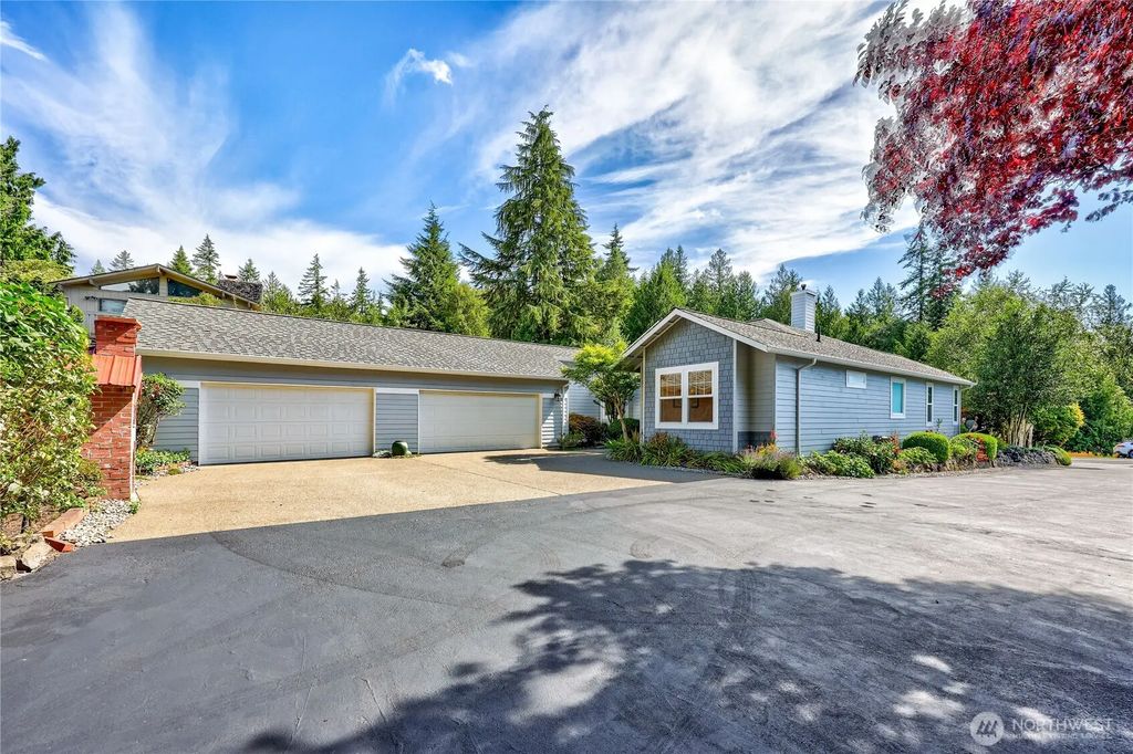 612 Rainier Lane, Port Ludlow