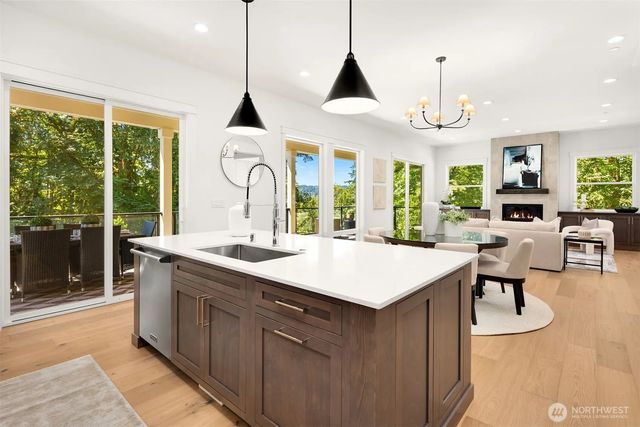 15419 Ne 106th Street, Redmond