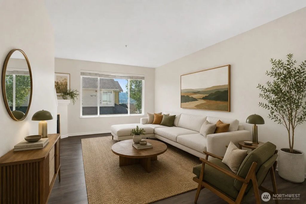 14723 1st Lane Ne 102, Duvall