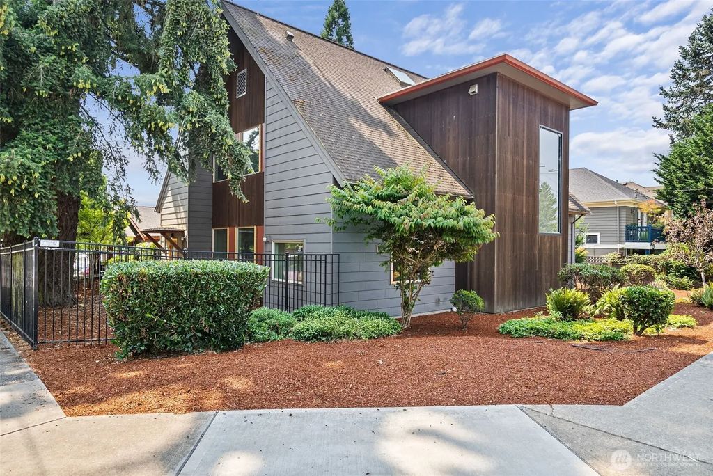 115 Eastside Street Ne, Olympia