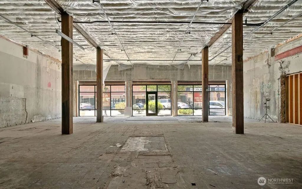 17 N 3rd Street 102, Yakima