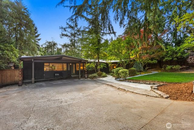 4215 Island Crest Way, Mercer Island