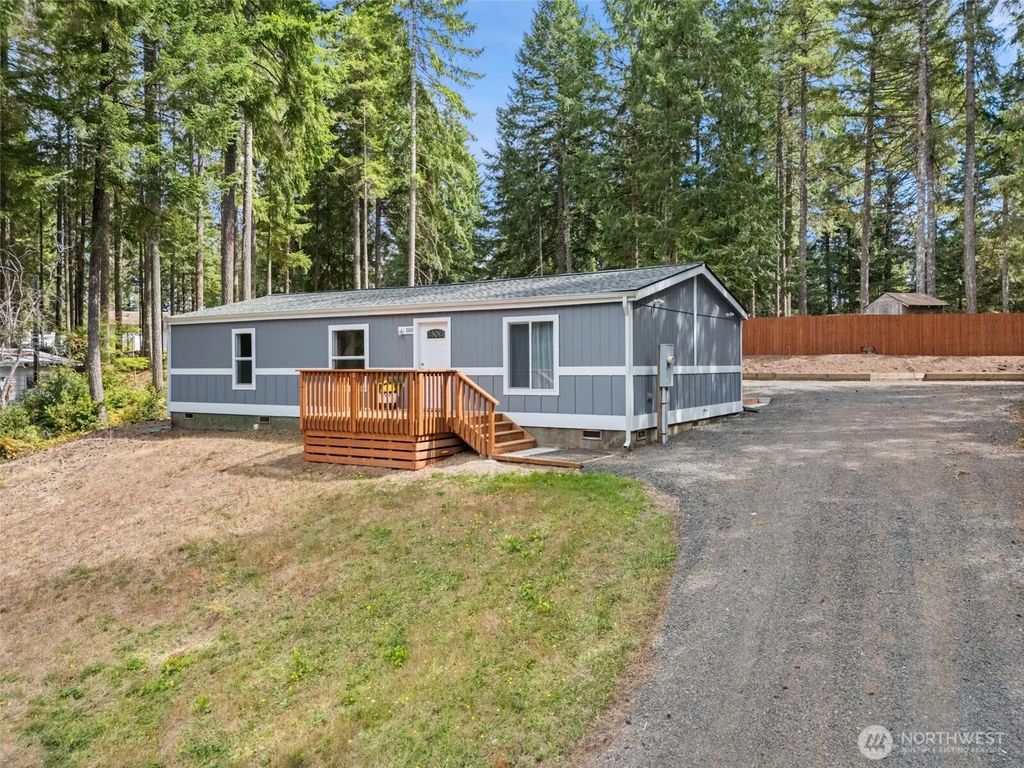 160 E Clonakilty Drive, Shelton