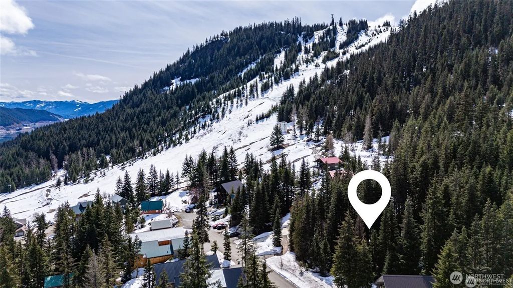 201 Innsbruck Drive, Snoqualmie Pass