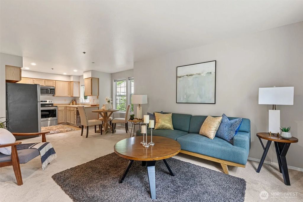 2560 118th Avenue Se 3-201, Bellevue