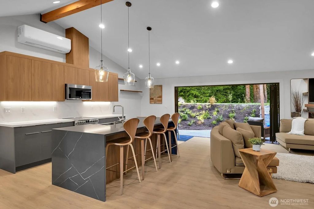 12631 94th Avenue Ne, Kirkland