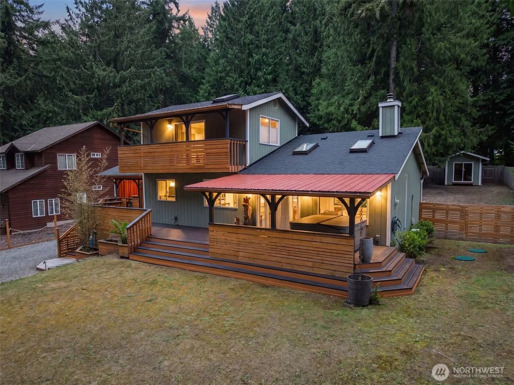 41 Ames Lane, Port Ludlow