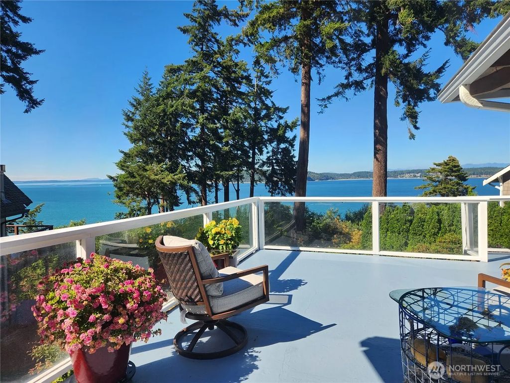 2426 Eastpoint Drive, Langley