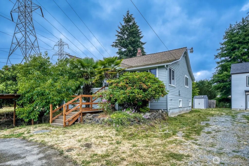 98178 5330 S Creston Street, Seattle