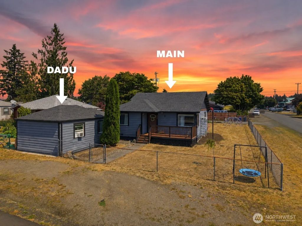 2106 Madison Street, Shelton